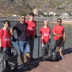 Ludens Clube de Machico em ação de limpeza no Porto de Recreio de Machico